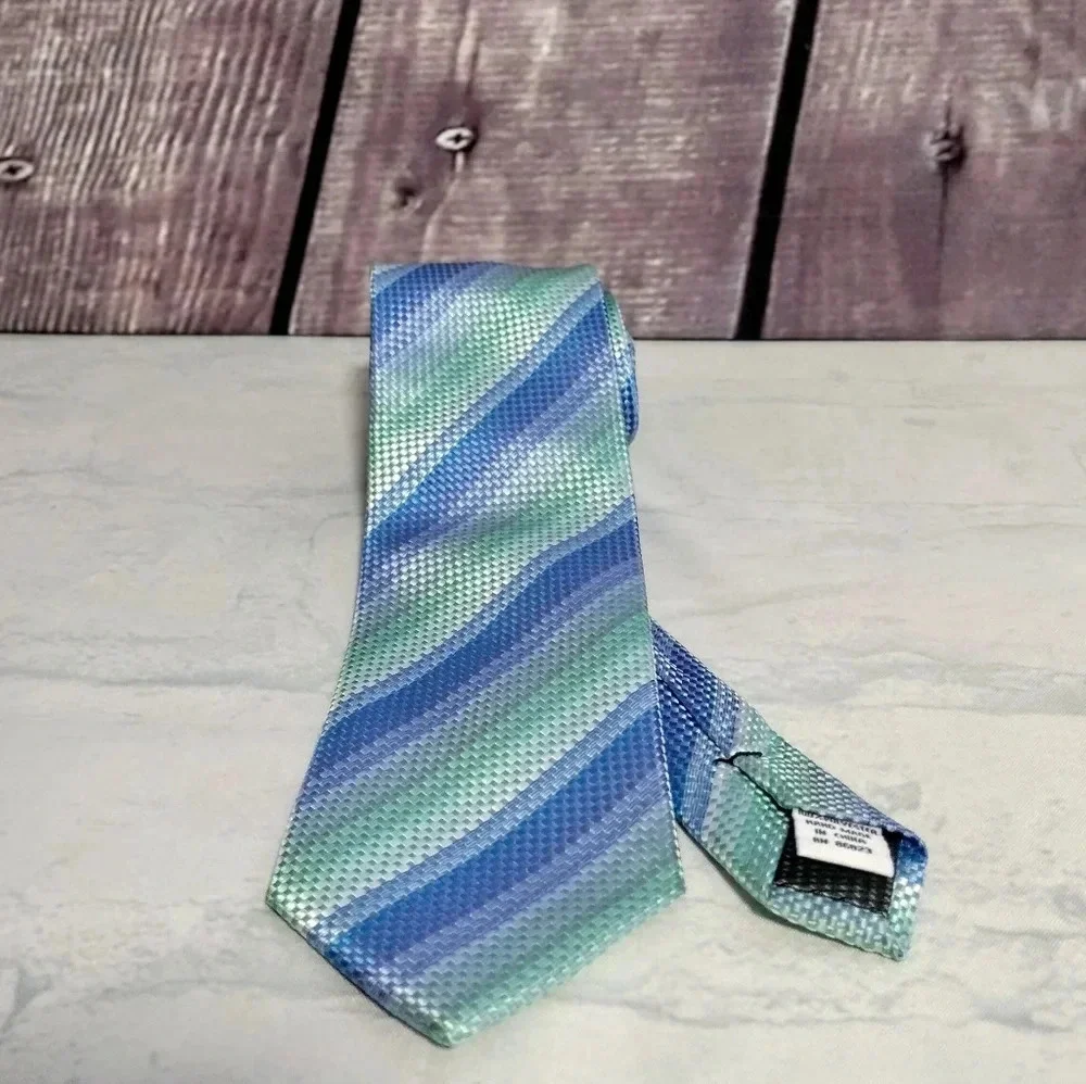 Saddlebred Men's Necktie Tie Blue Green Purple Woven Textured Material 58 x 3 T